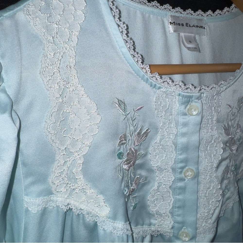 Miss Elaine Blue Lace Embroidered Night Gown S Long Sleeve 45 inch length - Picture 5 of 9